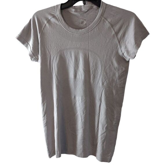 LULULEMON ATHLETICA Swiftly Tech Short Sleeve Crew in Smoky Blush/Smoky Blush Si - Picture 3 of 4
